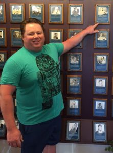 Murphy gestures to Sullivan’s HOF plaque